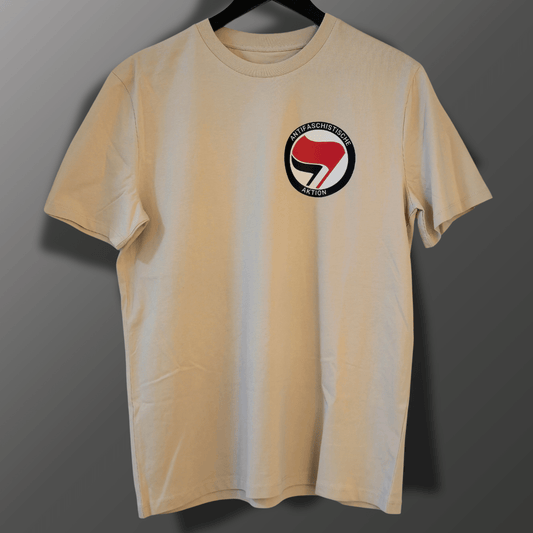 Antifa Demo Starterset – Shirt + Pin + Schal + 50 Sticker + Fahne - SoliWear