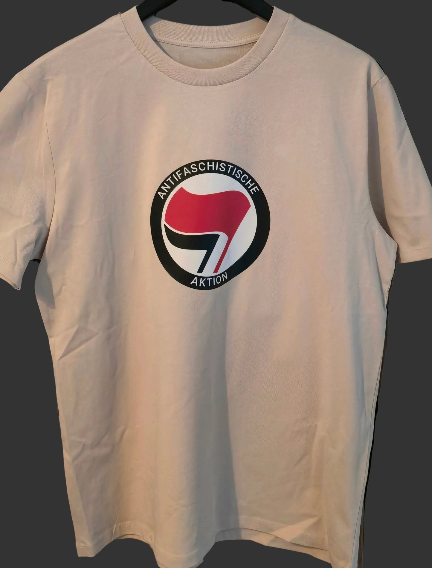 ANTIFA Shirt – Großes Logo mittig - SoliWear