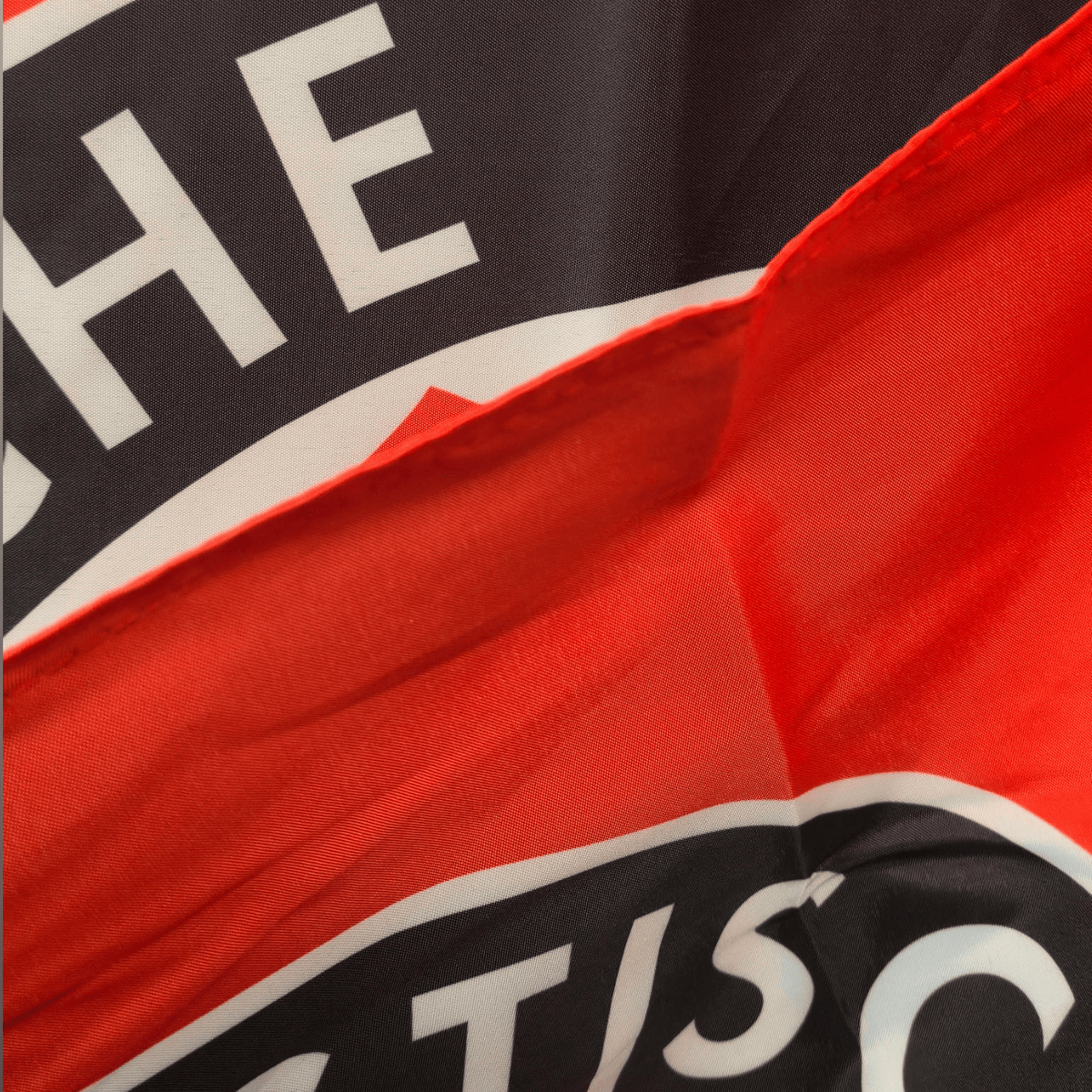 Antifa Flagge Rot Premium – 3-Schichten, doppelseitig bedruckt,Fahnenmasten geeignet - SoliWear