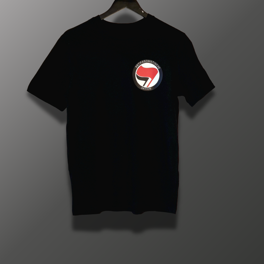 ANTIFA Shirt – Logo links auf der Brust