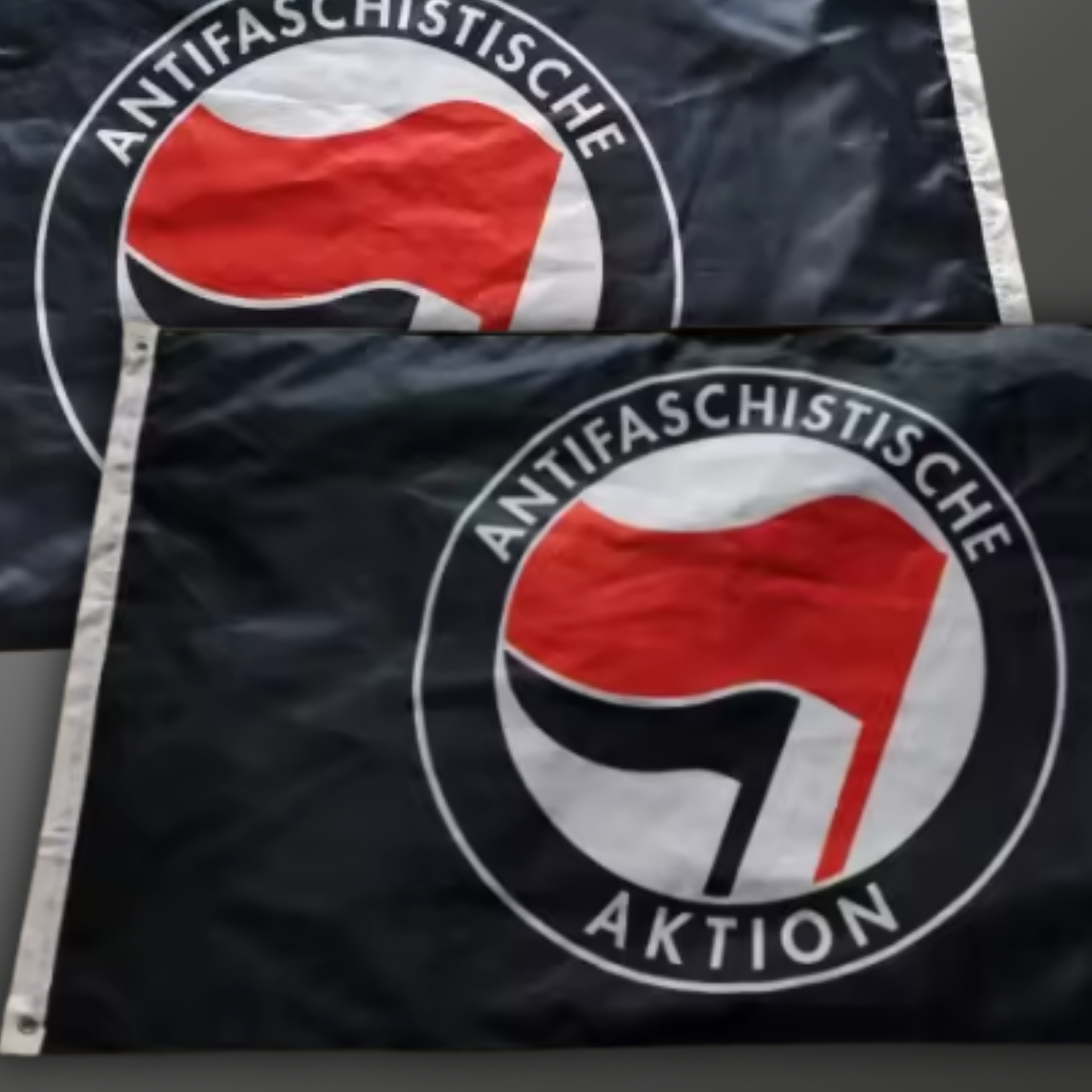 Antifa Flagge Premium – 3-lagig, doppelseitig bedruckt, fahnenmastgeeignet